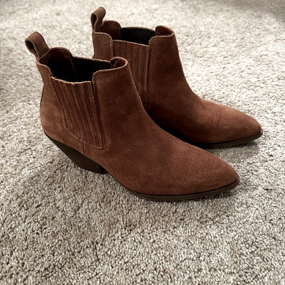 Portland Leather Shoes - Portland Leather Patina AP Dakota Boots in Sand Size 7